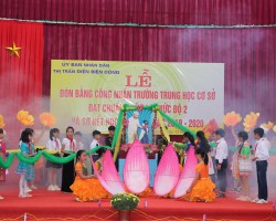 Trường trung học cơ sở Thị trấn Điện Biên Đông long trọng đón Bằng công nhận trường chuẩn Quốc gia mức độ 2