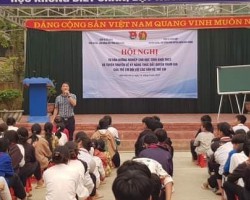 HỘI NGHỊ  TƯ VẤN HƯỚNG NGHIỆP CHO HỌC SINH KHỐI THCS VÀ TUYÊN TRUYỀN VỀ KỸ NĂNG THÚC ĐẨY QUYỀN THAM GIA CỦA  TRẺ EM VỚI CÁC VẤN ĐỀ TRẺ EM  TẠI TRƯỜNG PTDTBT THCS CHIỀNG SƠ