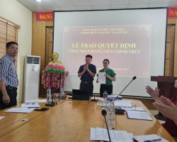 Lễ trao quyết định công nhận đảng viên chính thức