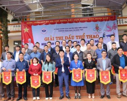 Phòng Giáo dục và Đào tạo huyện Điện Biên Đông  tổ chức bồi dưỡng, tập huấn, phát triển môn Pickleball